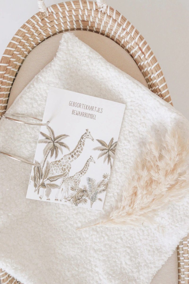 Geboortekaartjes bewaarbundel Vintage taupe Giraffe